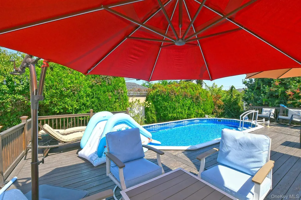 899 Brent Drive Wantagh NY 11793