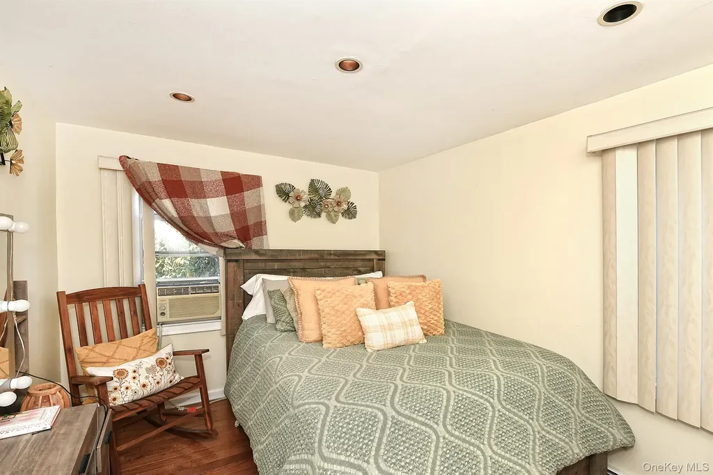 899 Brent Drive Wantagh NY 11793