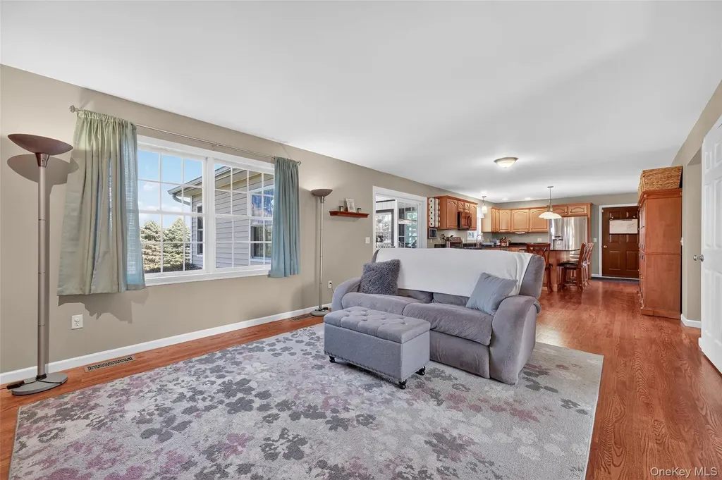 31 Trapps View Farm Road Wallkill NY 12589