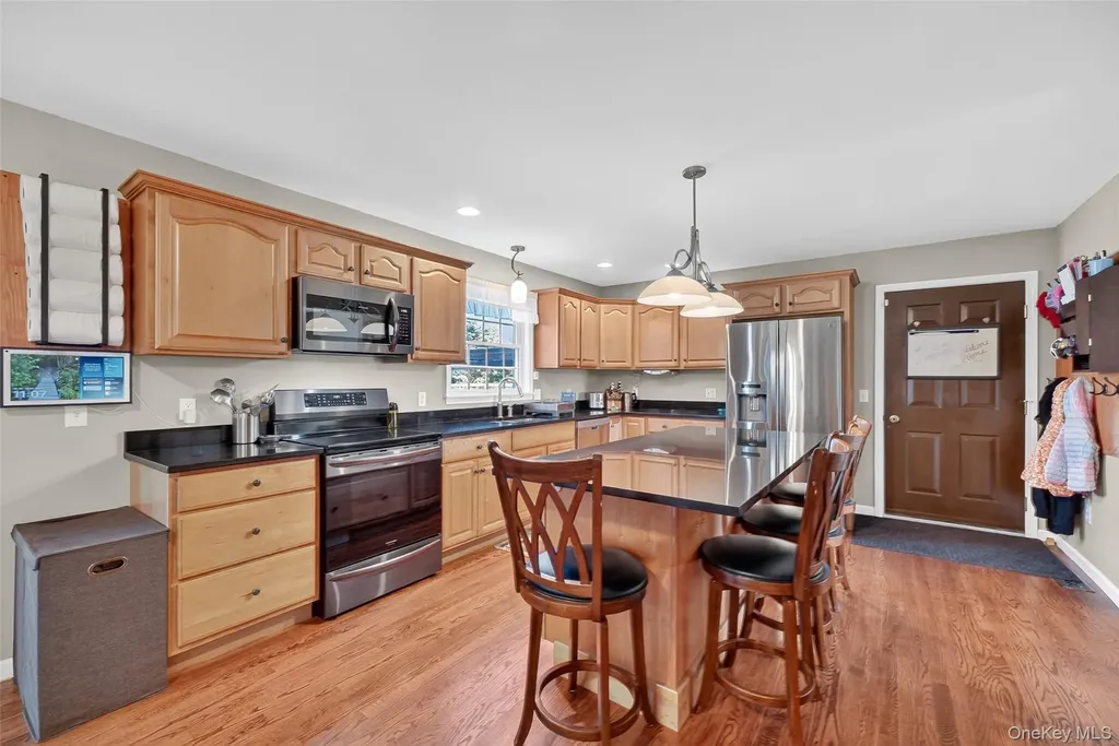 31 Trapps View Farm Road Wallkill NY 12589