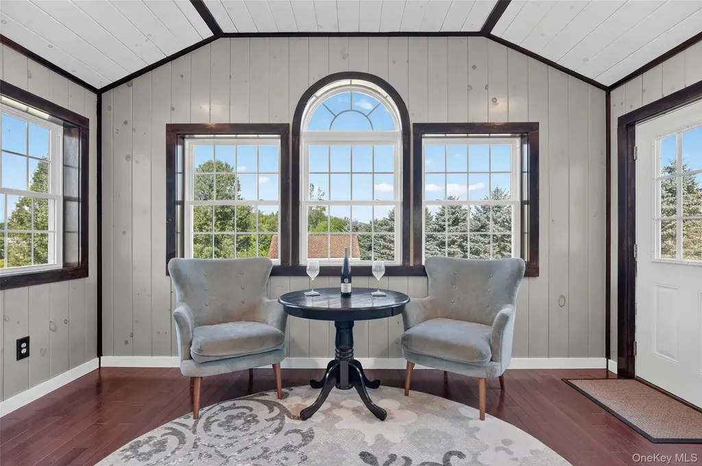 31 Trapps View Farm Road Wallkill NY 12589