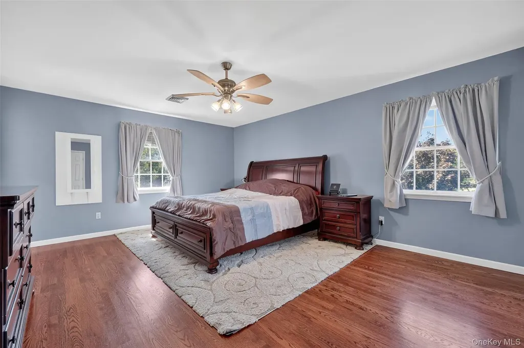31 Trapps View Farm Road Wallkill NY 12589