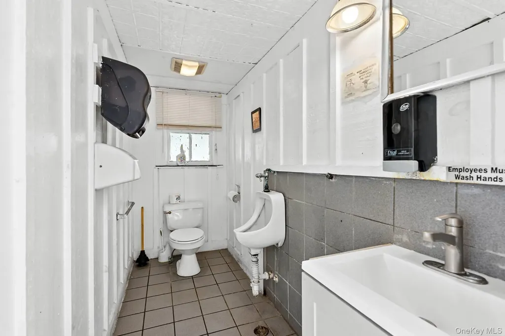 55700 Route 25 Southold NY 11971