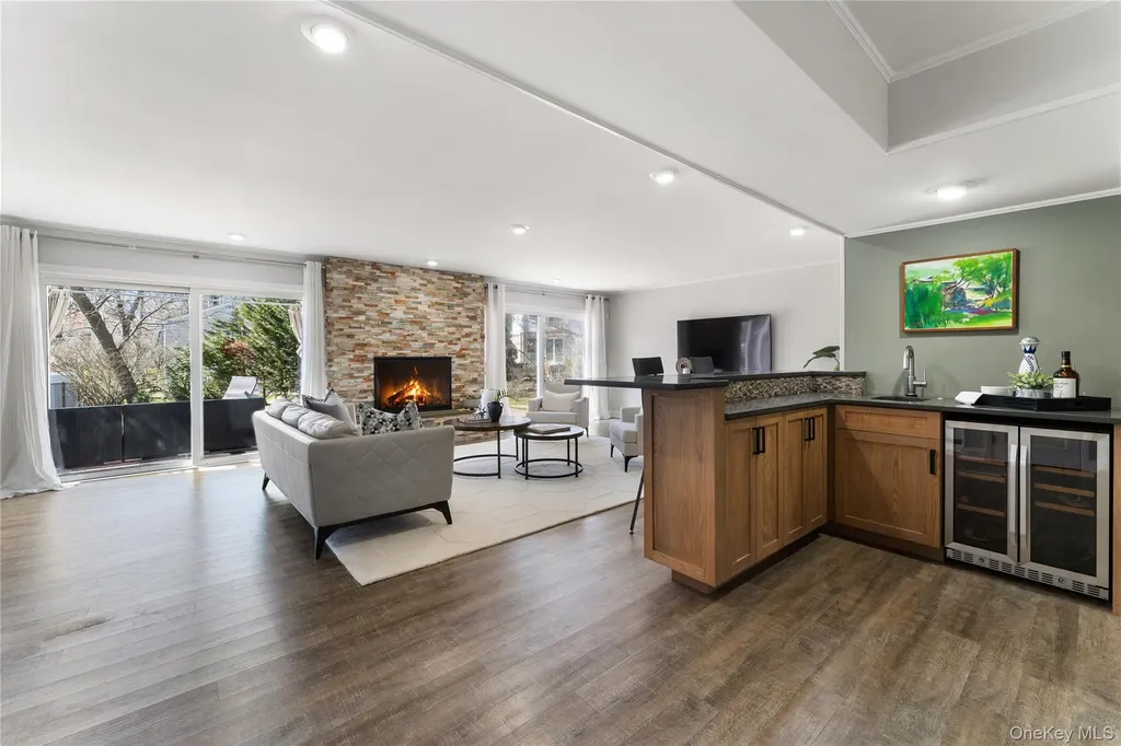 236 Robert Drive New Rochelle NY 10804