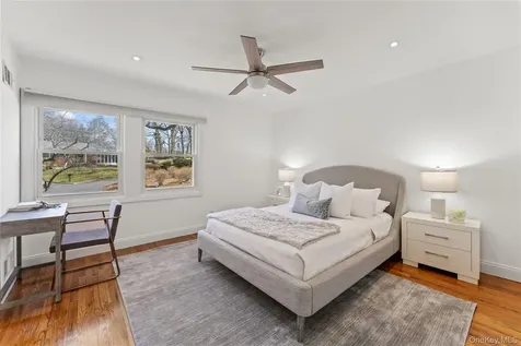 236 Robert Drive New Rochelle NY 10804