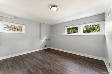 236 Robert Drive New Rochelle NY 10804