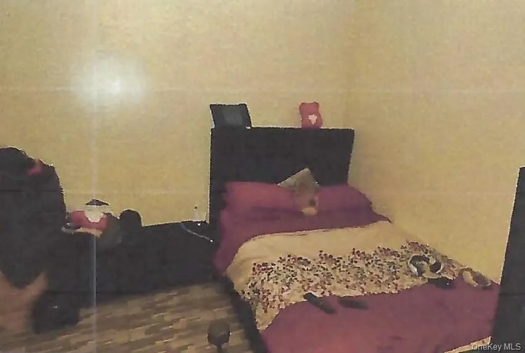 93- 03 Avenue L Brooklyn NY 11236