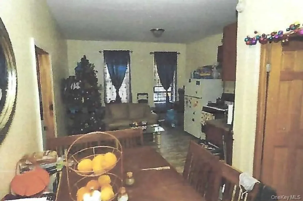 93- 03 Avenue L Brooklyn NY 11236