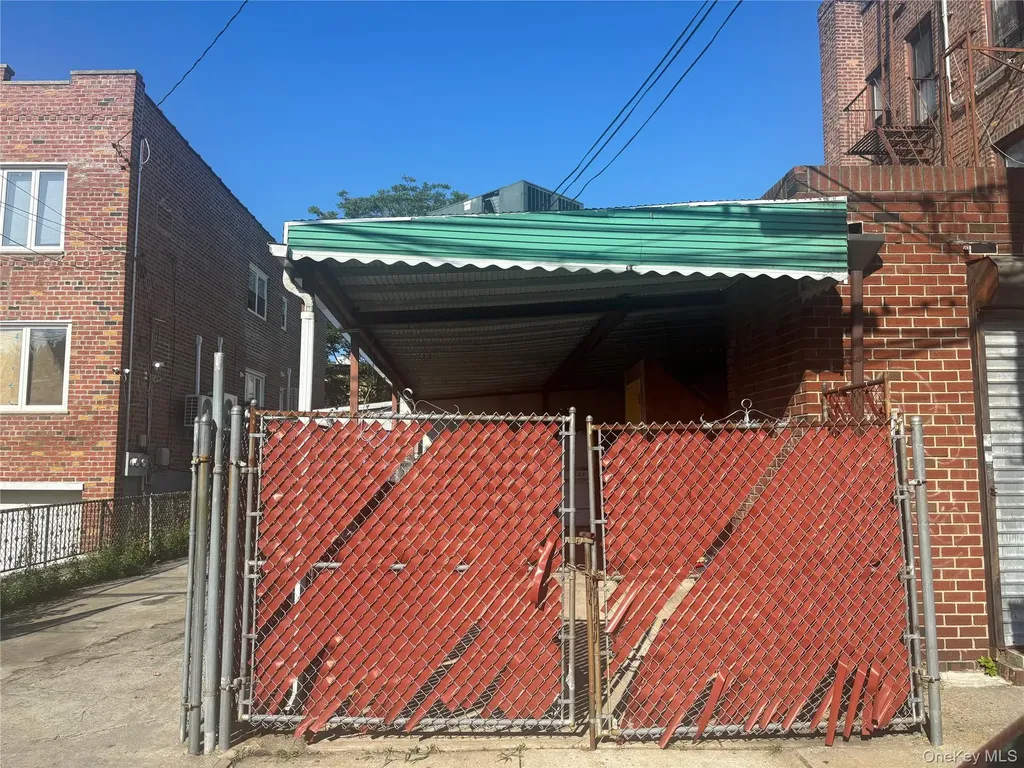 93- 03 Avenue L Brooklyn NY 11236