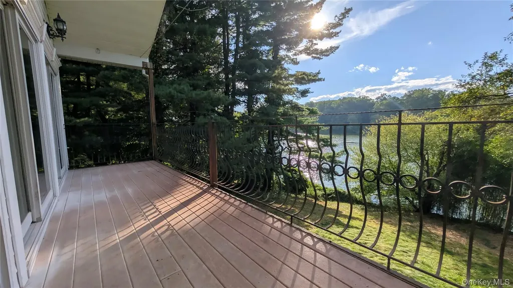 169 Shear Hill Road Mahopac NY 10541