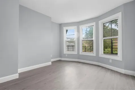288 Woodworth Avenue Yonkers NY 10701