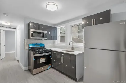 288 Woodworth Avenue Yonkers NY 10701