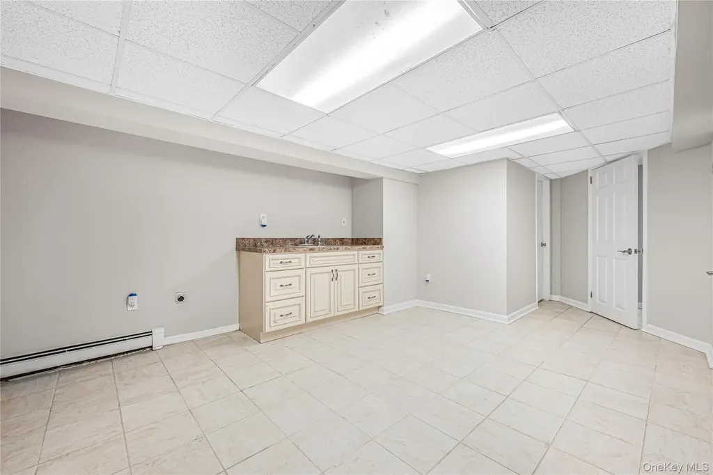 2 Flo Drive Syosset NY 11791