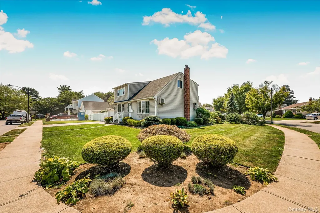 2 Flo Drive Syosset NY 11791