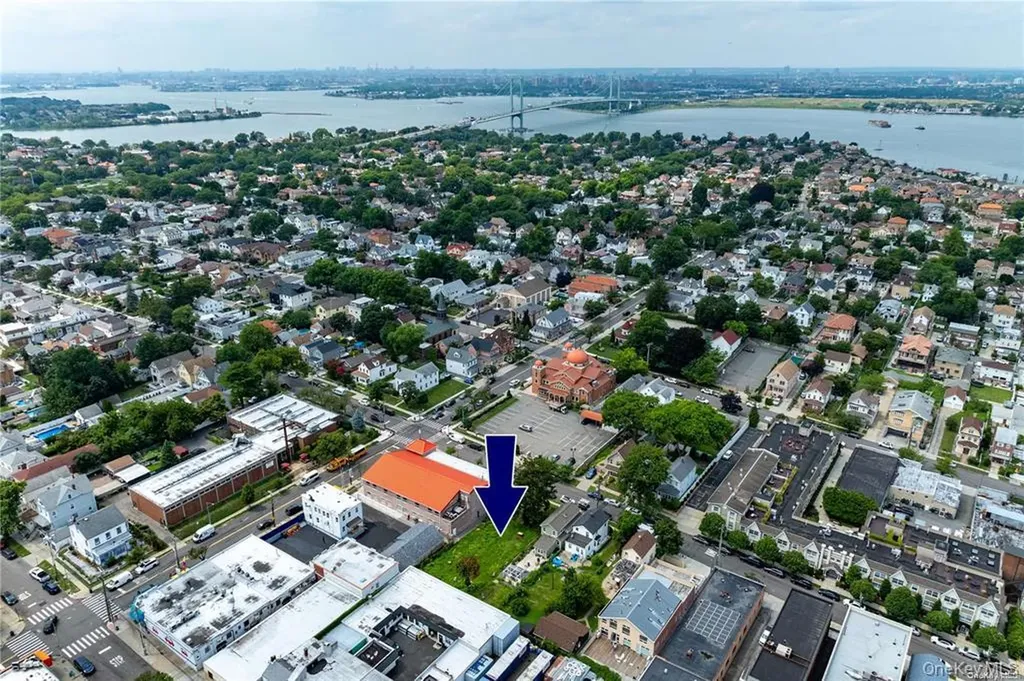 150-12 12 Avenue Whitestone NY 11357