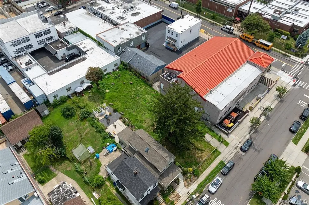 150-12 12 Avenue Whitestone NY 11357