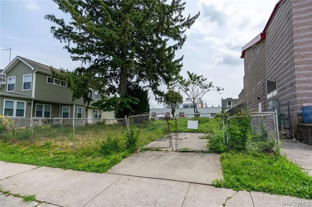 150-12 12 Avenue Whitestone NY 11357
