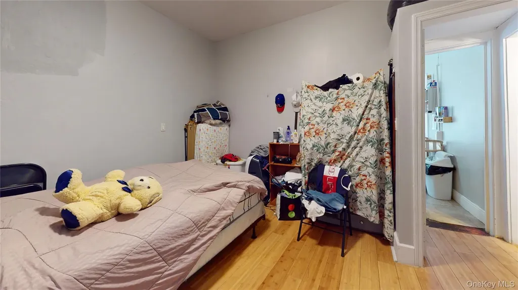 209 Lincoln Avenue Yonkers NY 10704