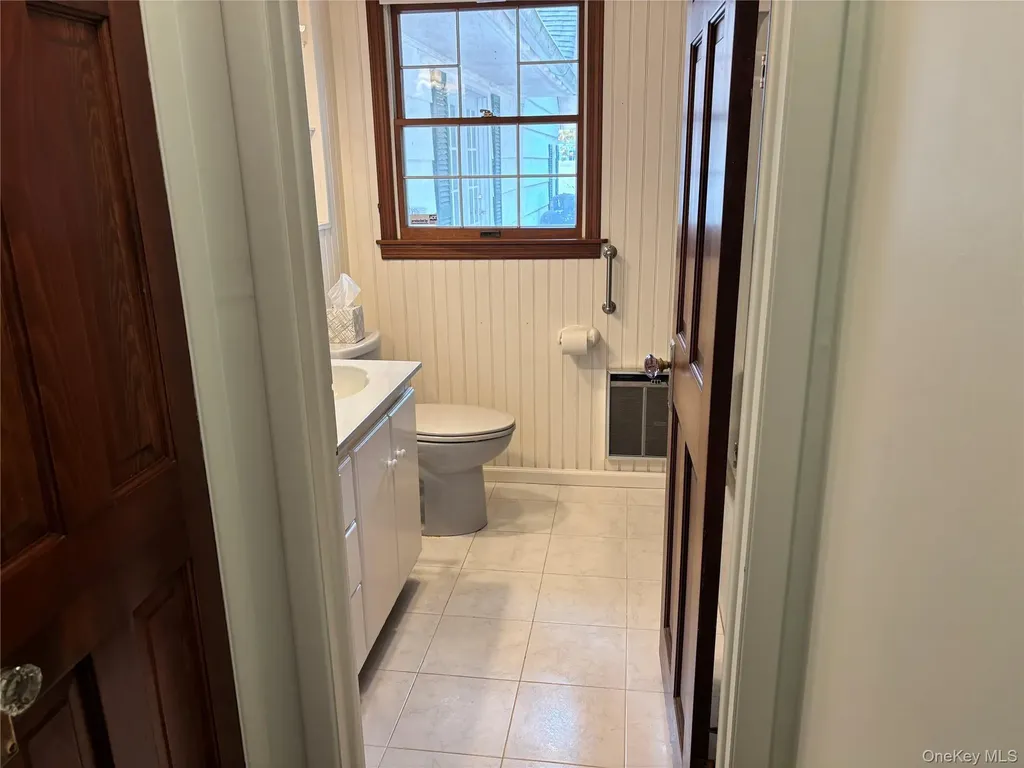 16 Rocklein Road Wading River NY 11792