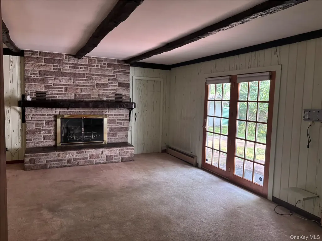 16 Rocklein Road Wading River NY 11792