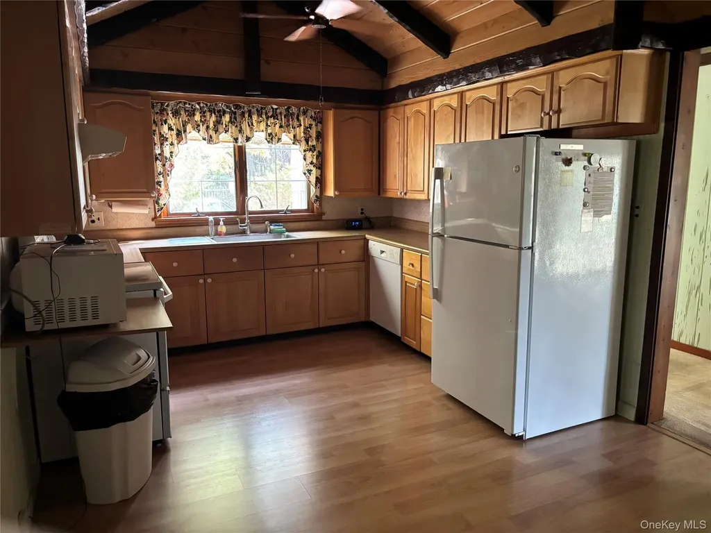 16 Rocklein Road Wading River NY 11792