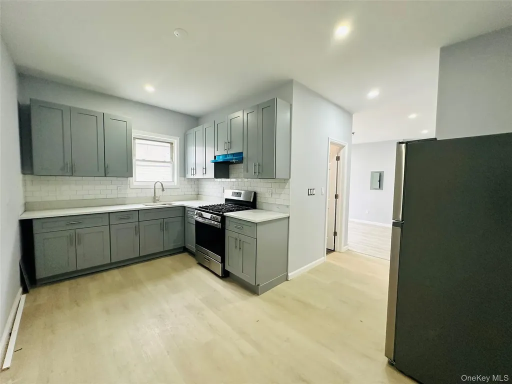 8 Morgan Avenue Poughkeepsie NY 12601