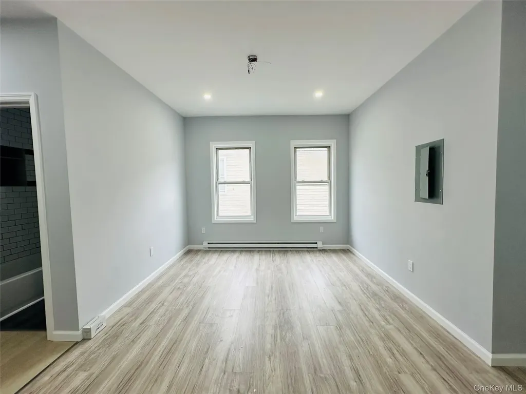8 Morgan Avenue Poughkeepsie NY 12601
