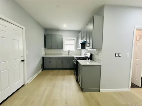 8 Morgan Avenue Poughkeepsie NY 12601