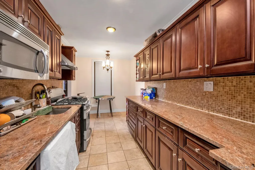 15030 71st Avenue Flushing NY 11367