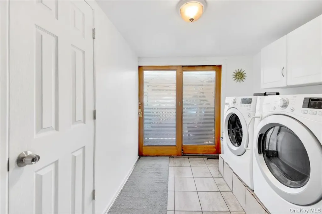 656 Wilcox Avenue Bronx NY 10465