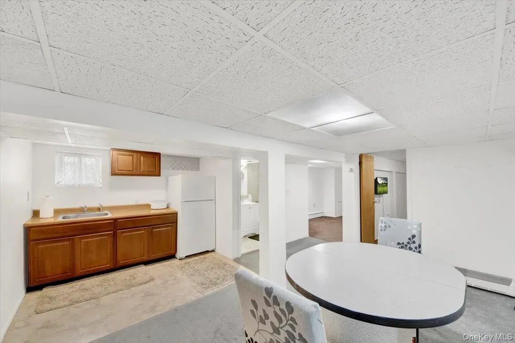 656 Wilcox Avenue Bronx NY 10465