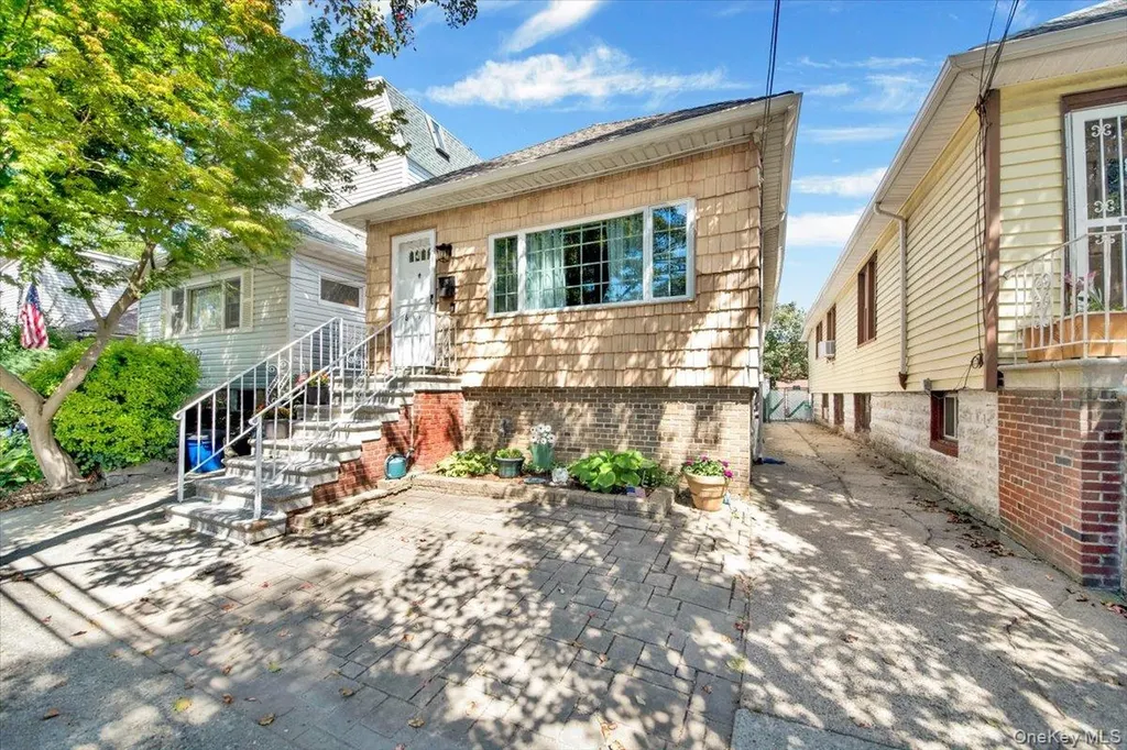 656 Wilcox Avenue Bronx NY 10465