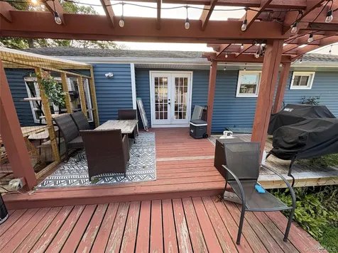 33 Maida Avenue Deer Park NY 11729