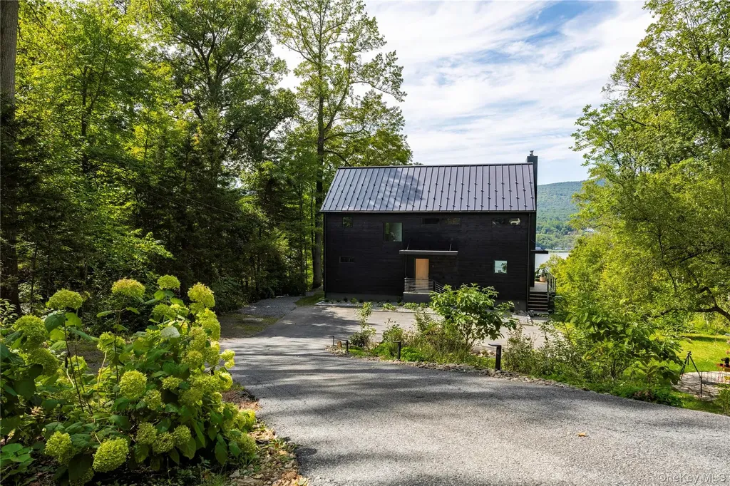 529 Route 9d Garrison NY 10524