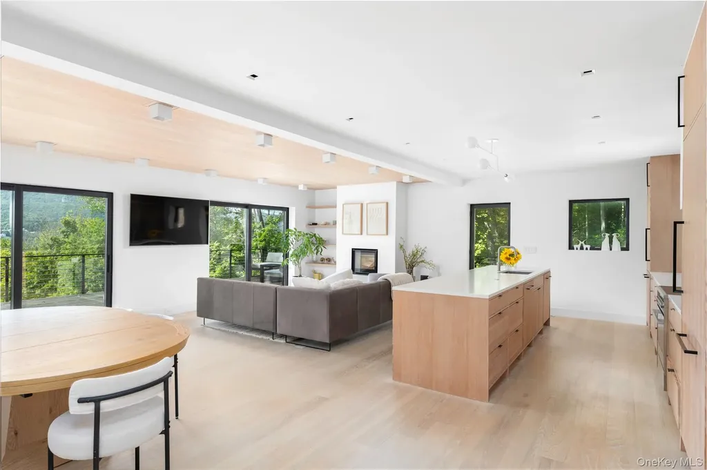 529 Route 9d Garrison NY 10524