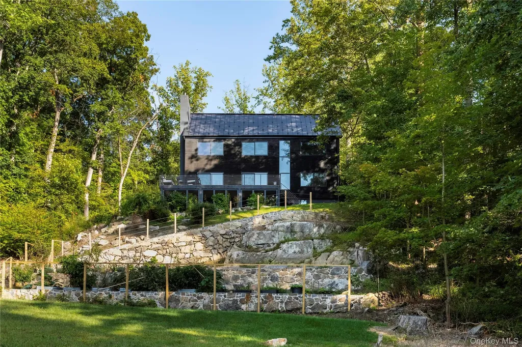 529 Route 9d Garrison NY 10524