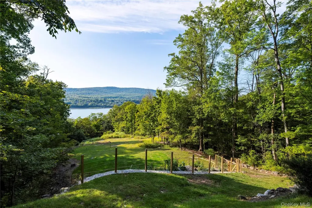 529 Route 9d Garrison NY 10524