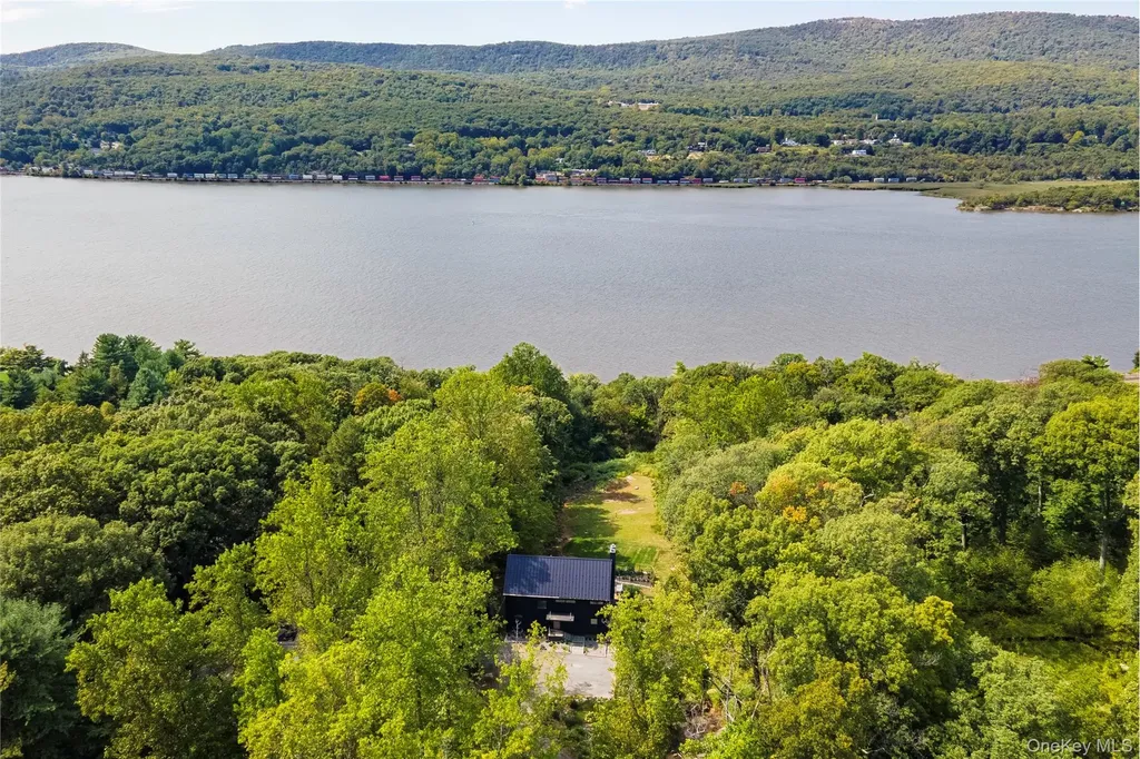 529 Route 9d Garrison NY 10524