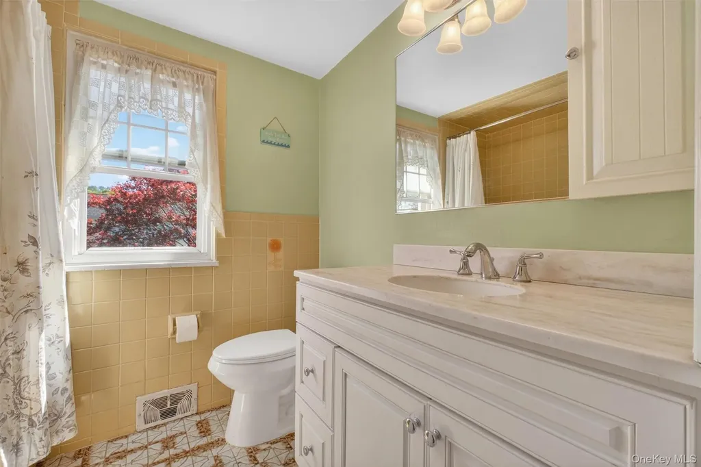 382 Marietta Avenue Hawthorne NY 10532
