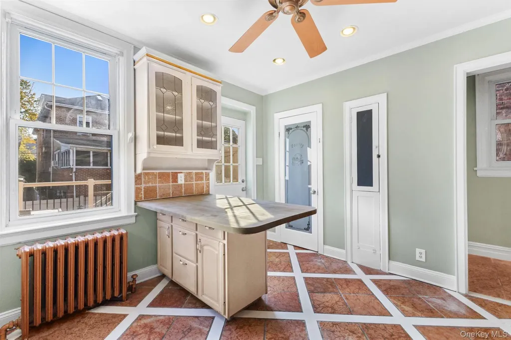 6036 Liebig Avenue Bronx NY 10471