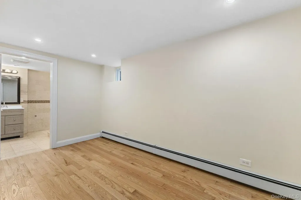 6036 Liebig Avenue Bronx NY 10471
