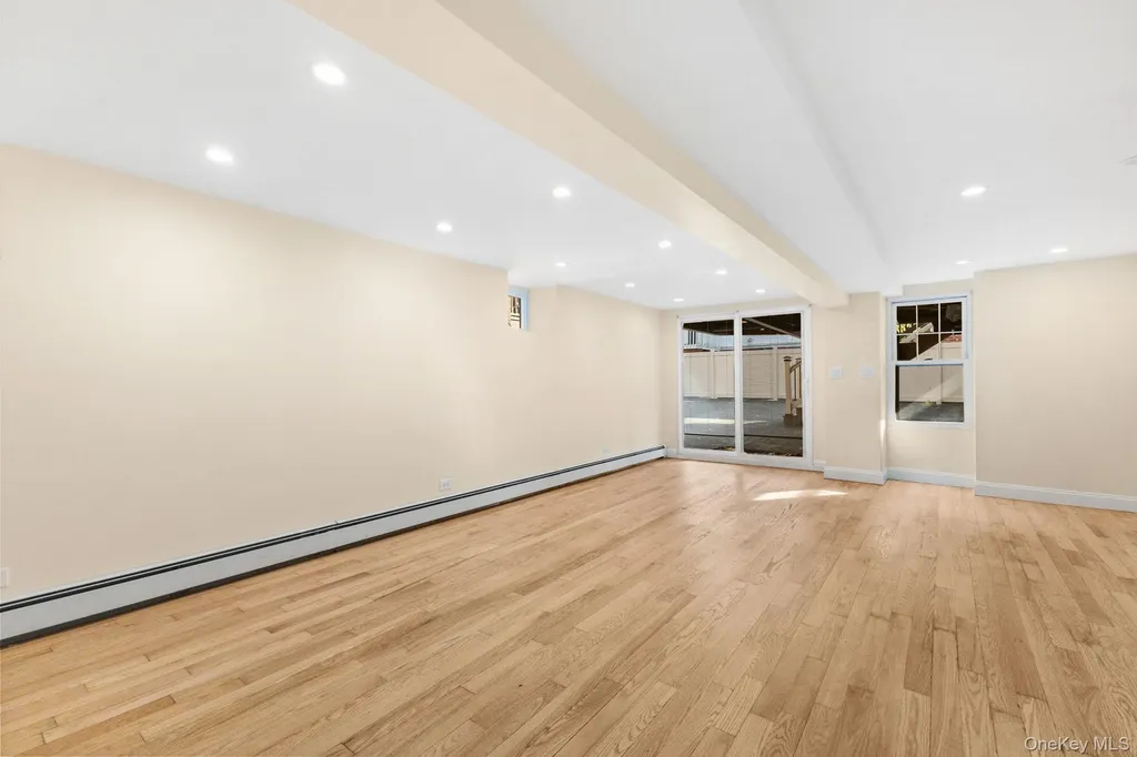 6036 Liebig Avenue Bronx NY 10471