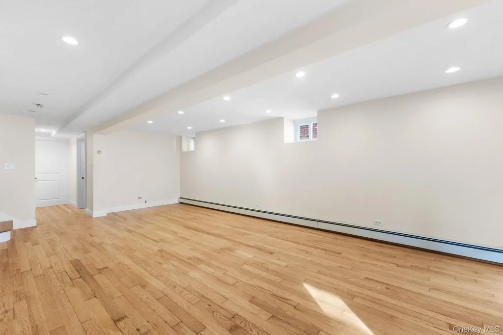 6036 Liebig Avenue Bronx NY 10471