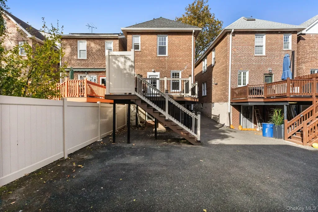 6036 Liebig Avenue Bronx NY 10471