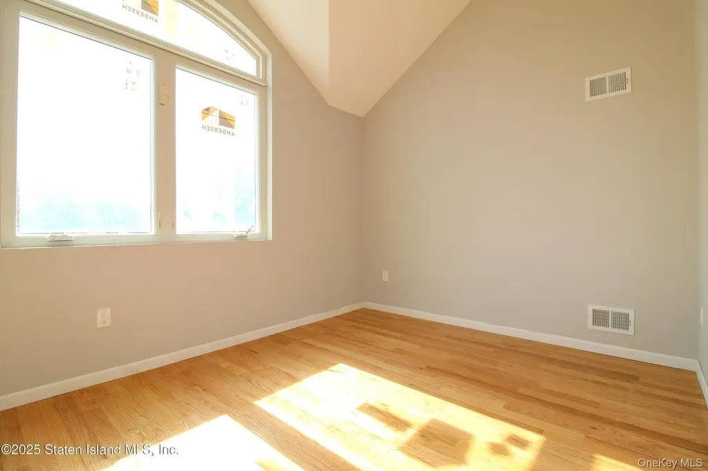 85 Perry Avenue Staten Island NY 10314