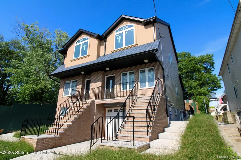 85 Perry Avenue Staten Island NY 10314