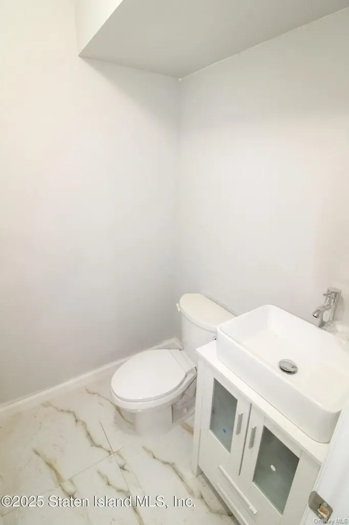 85 Perry Avenue Staten Island NY 10314