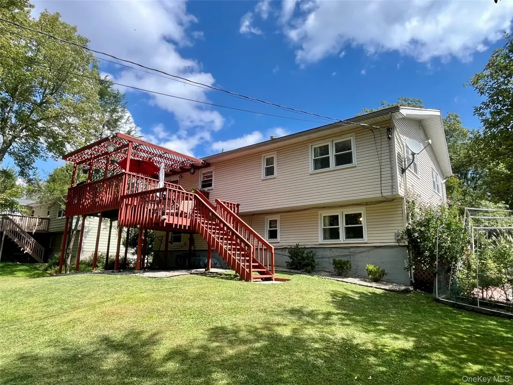 33 Island View Avenue Monroe NY 10950