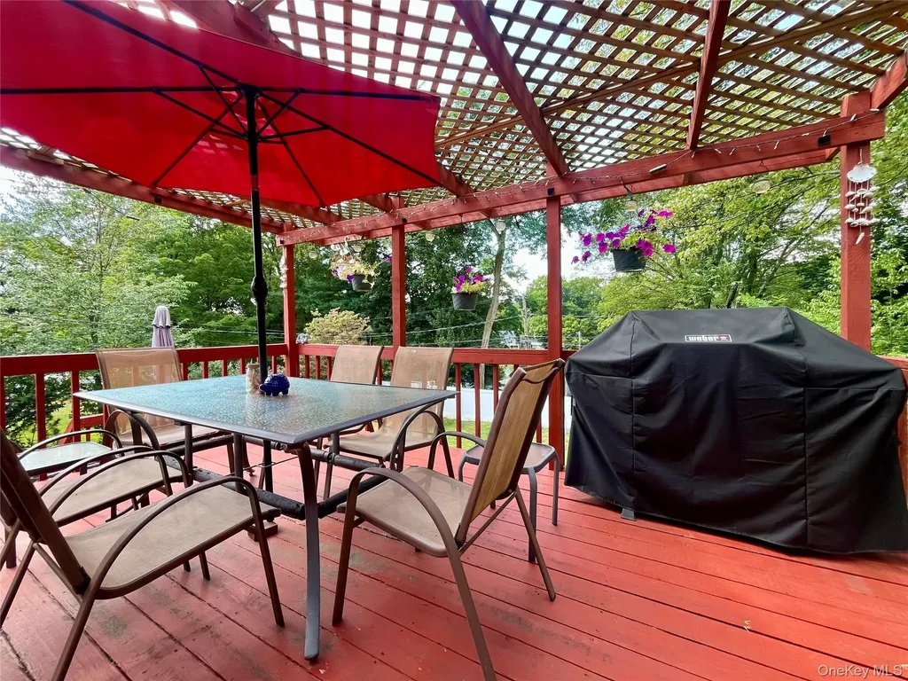 33 Island View Avenue Monroe NY 10950