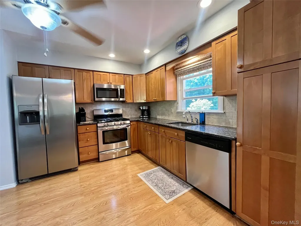 33 Island View Avenue Monroe NY 10950